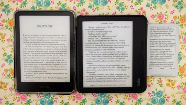 Xteink X4 рядом с Amazon Kindle и Kobo Libra